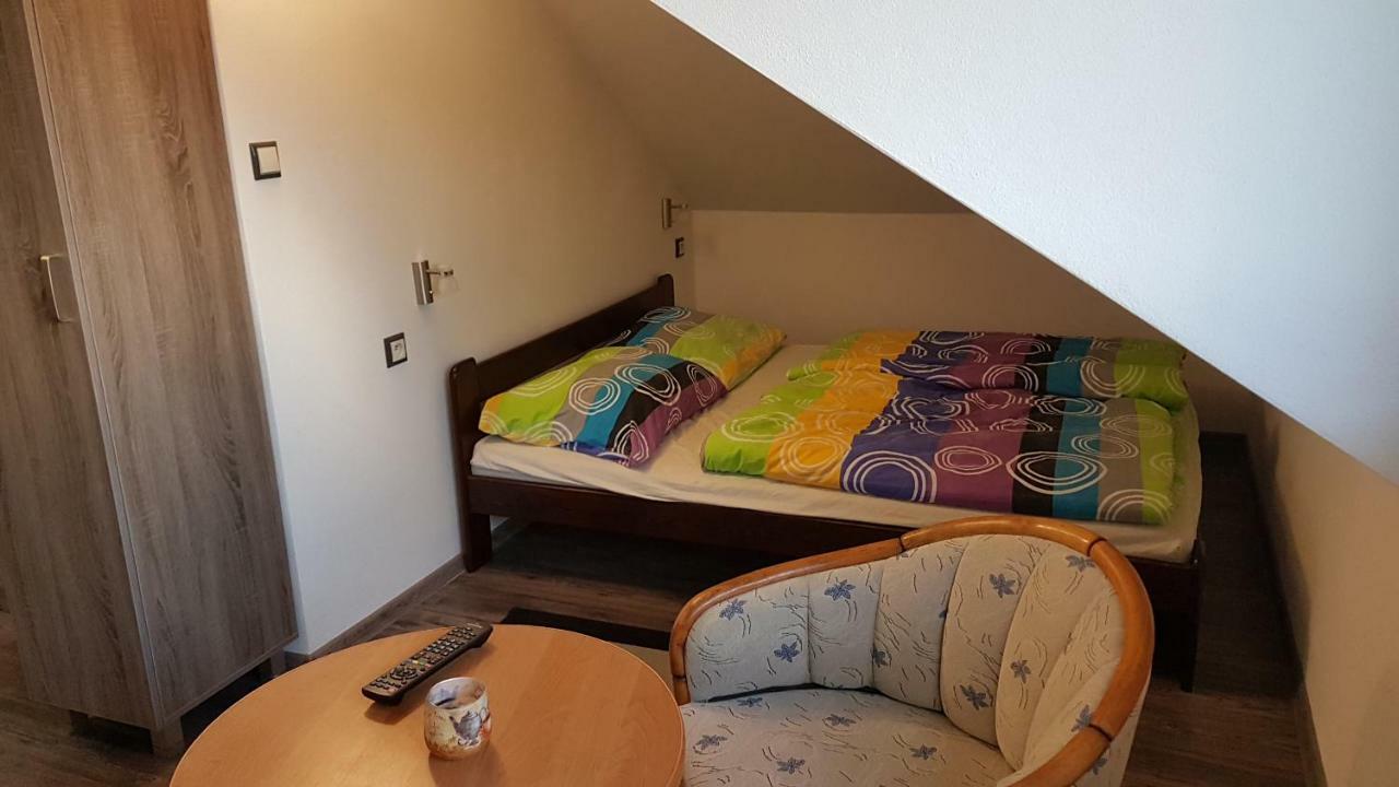 Room With A High Tatras View And Fireplace Strba Exterior photo